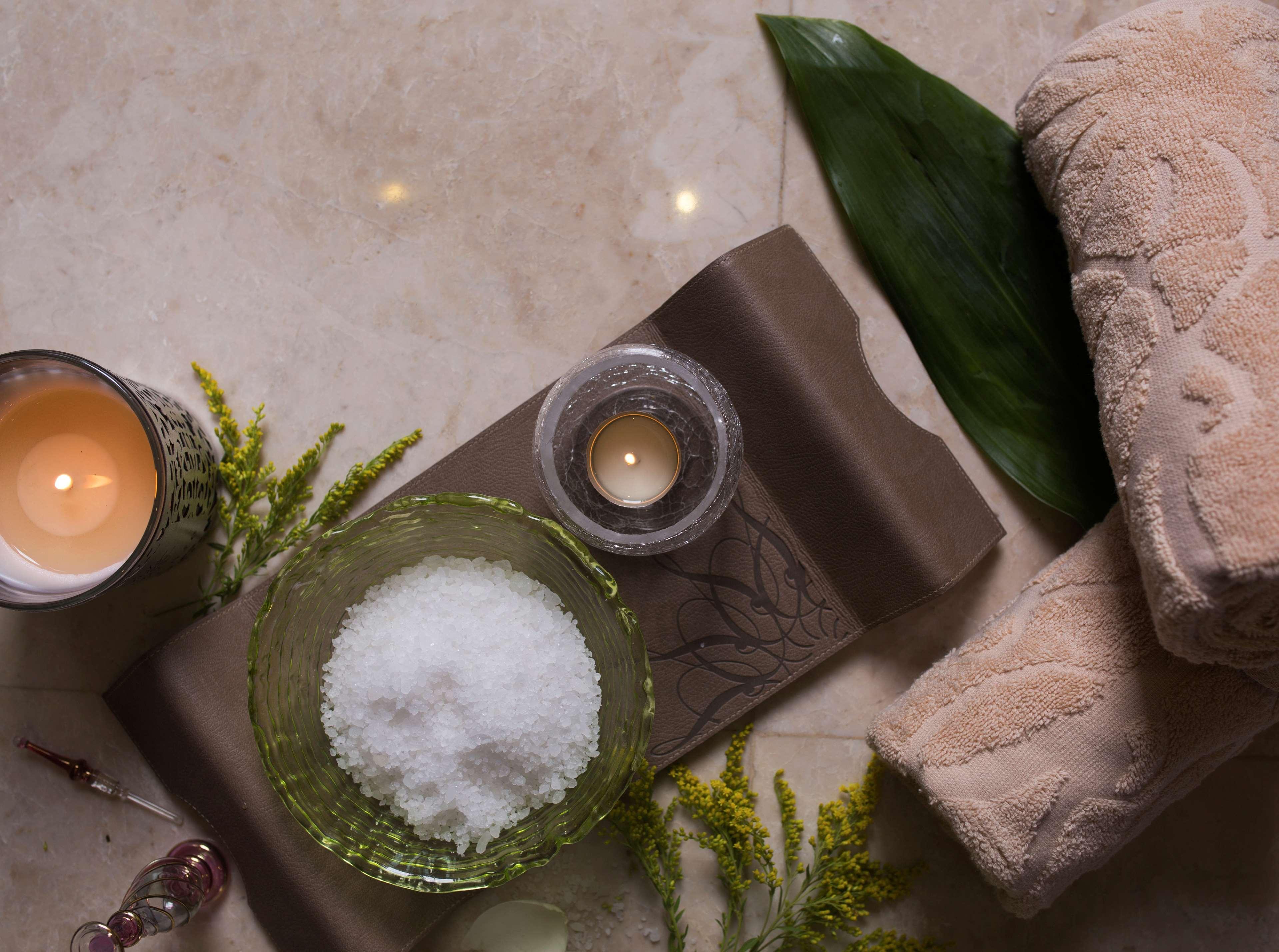 Royal Maxim Palace Kempinski Каїр Екстер'єр фото A spa treatment