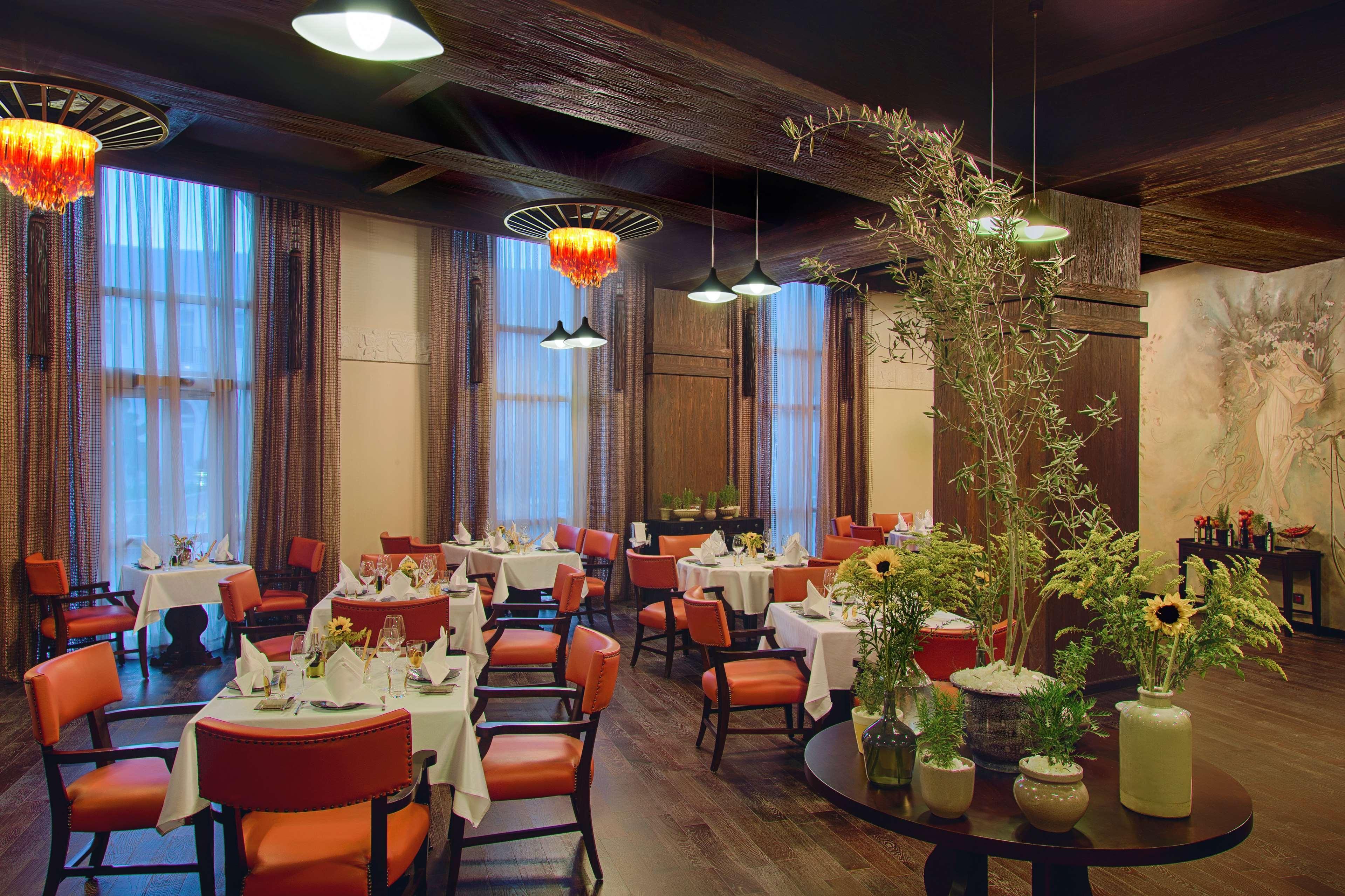Royal Maxim Palace Kempinski Каїр Екстер'єр фото Restaurant